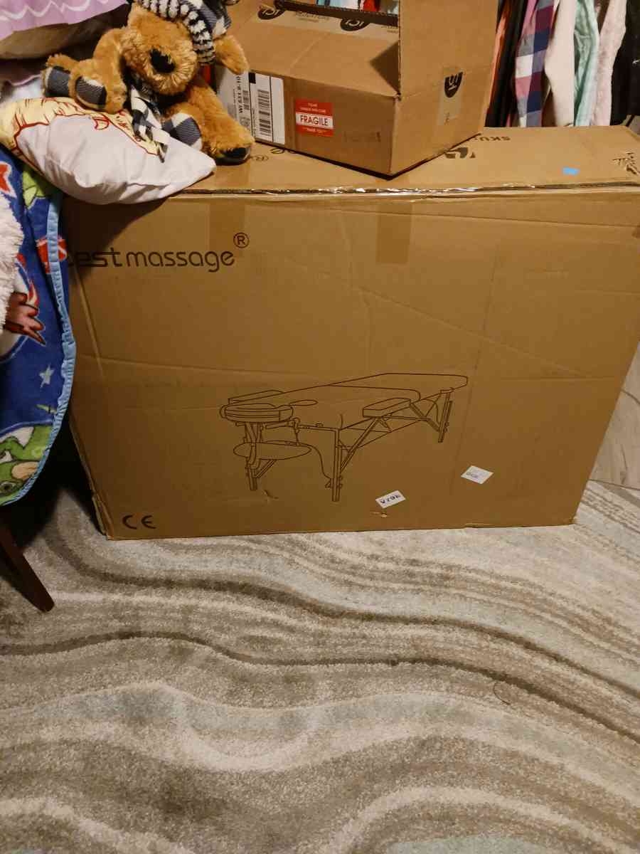 Massage table brand new