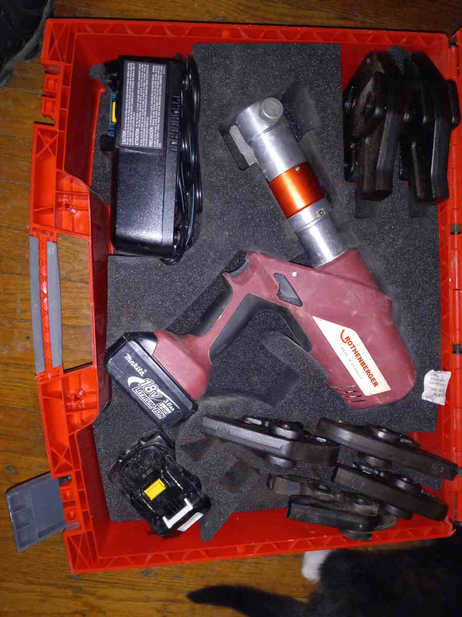 rothenberger propress tool 2 Batts an charger 5 jaws