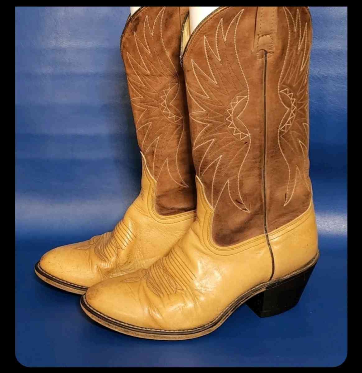 Cowboy Boots 8.5D