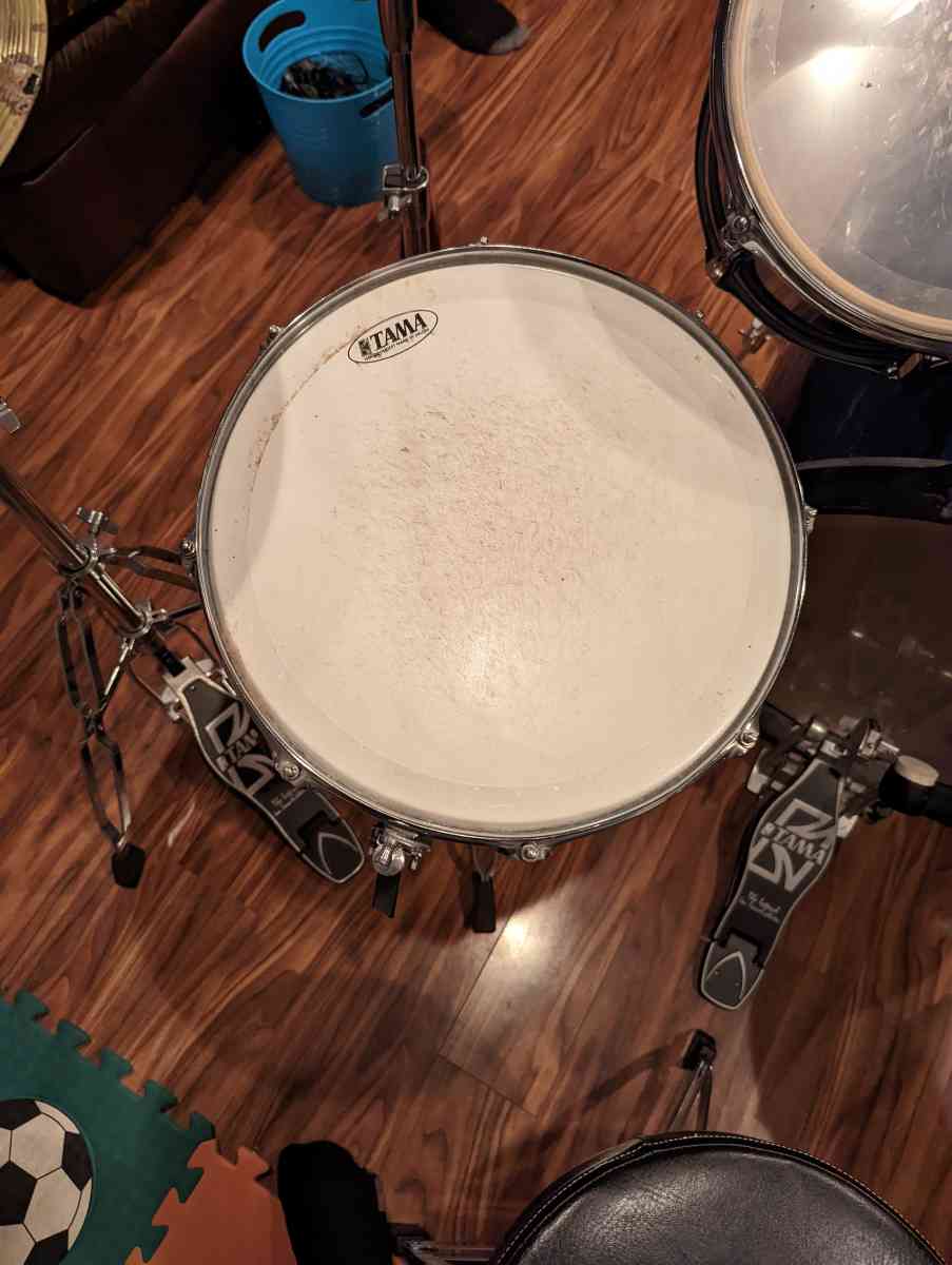 Tama ImperialStar 5 Piece set with Throne and Attack Rings