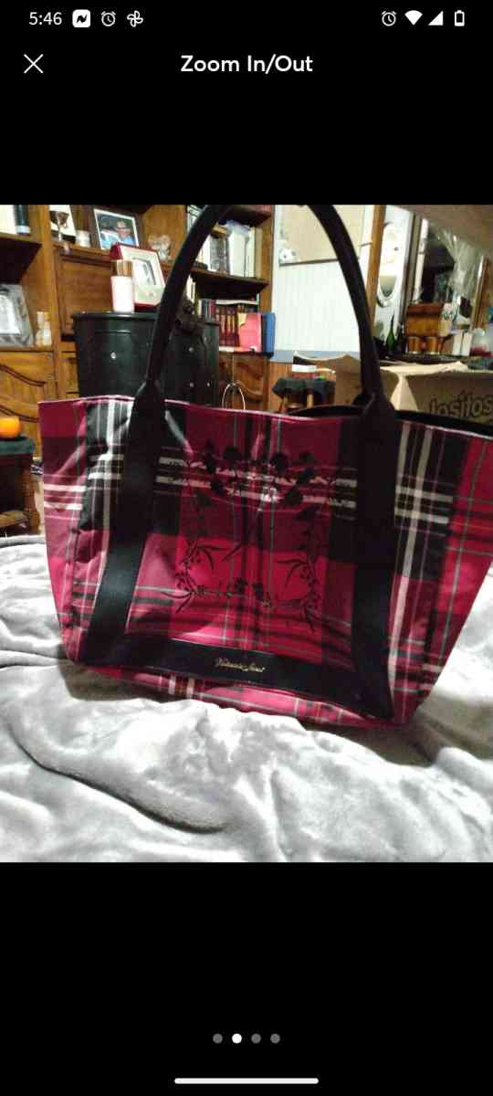 VICTORIAS SECRET PLAID TOTE PURSE LIKE NEW CONDITION