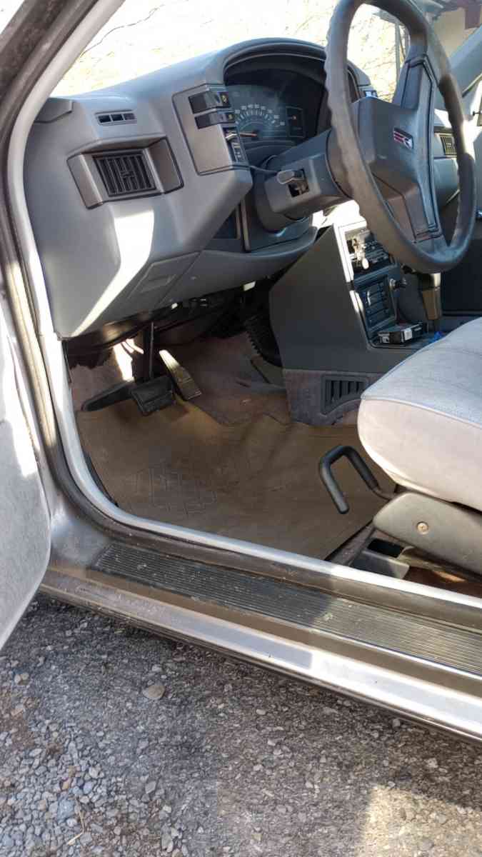 1990 Oldsmobile cutlass Calais S