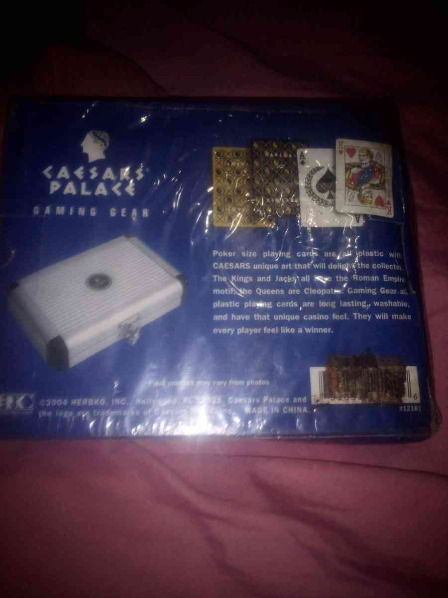 2 decks of caesars plastic poker