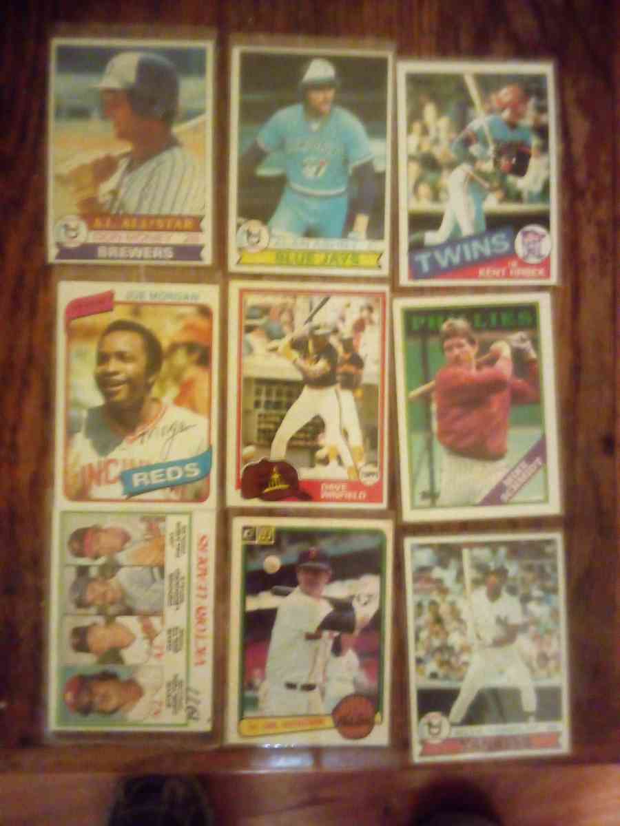 nine very good condition older cards of great players