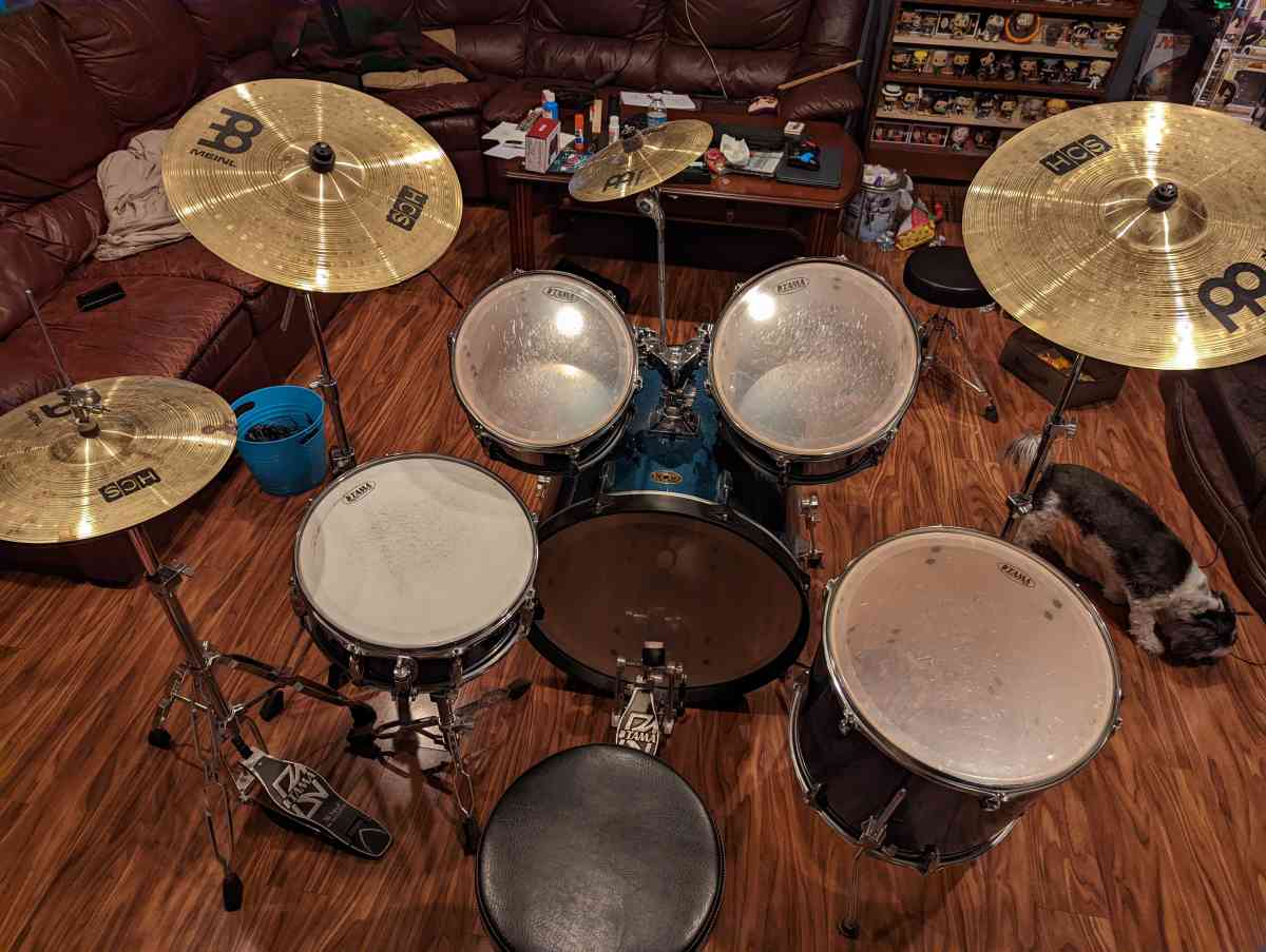 Tama ImperialStar 5 Piece set with Throne and Attack Rings