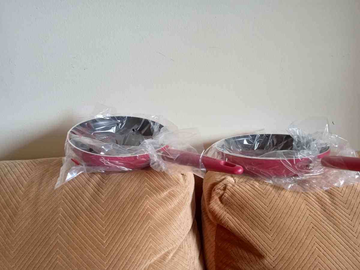 pots and pans set from QVC Rachel ray series