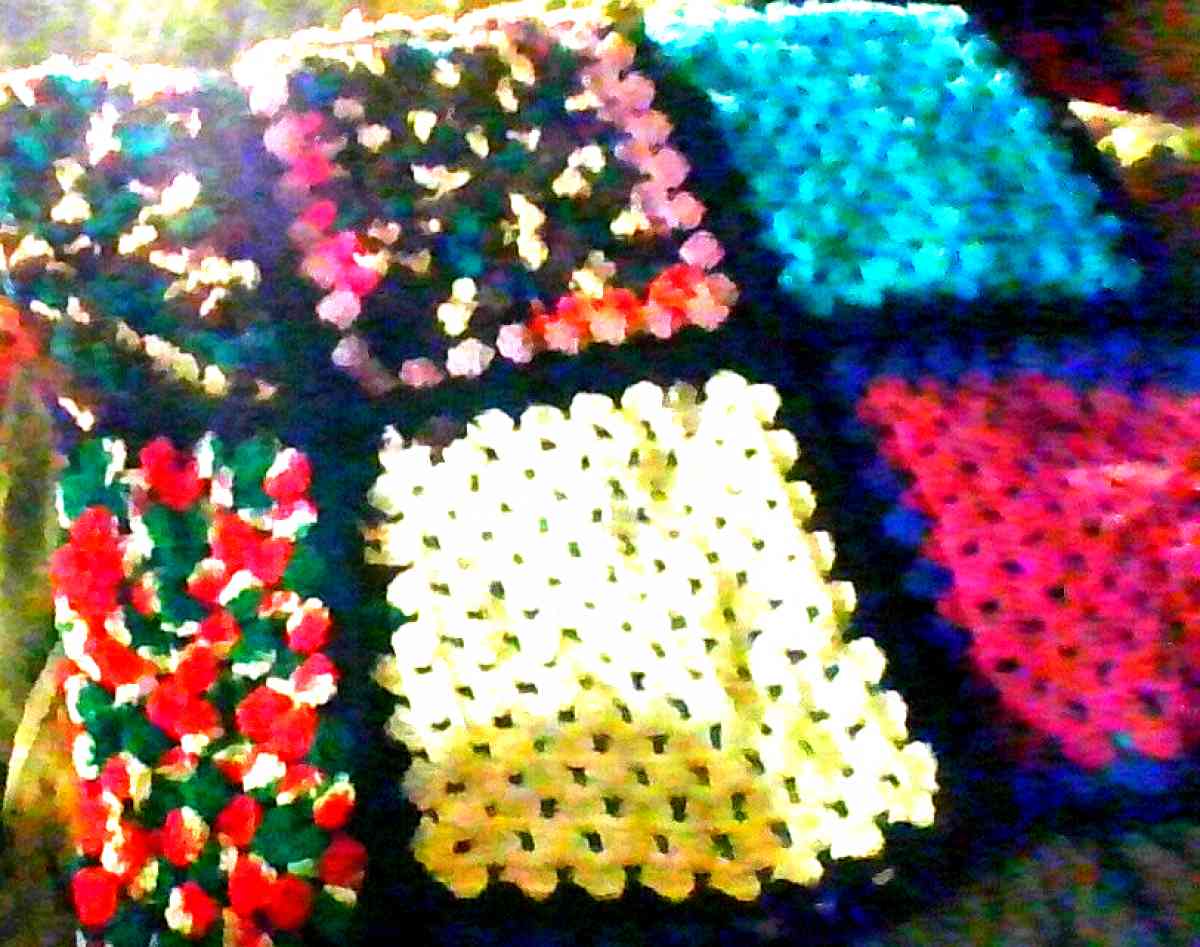 HOMEMADE CROCHETED THROW BLANKET