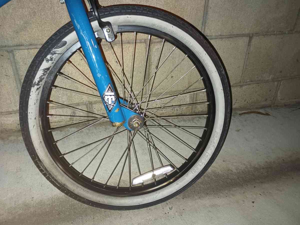 20 bmx mongoose bike