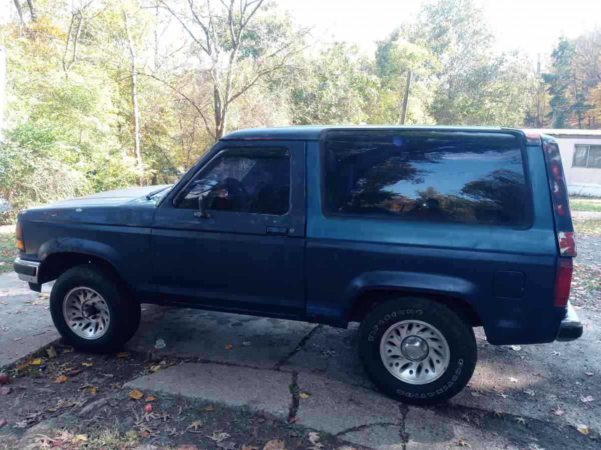 89 bronco 2 4 wheel drive