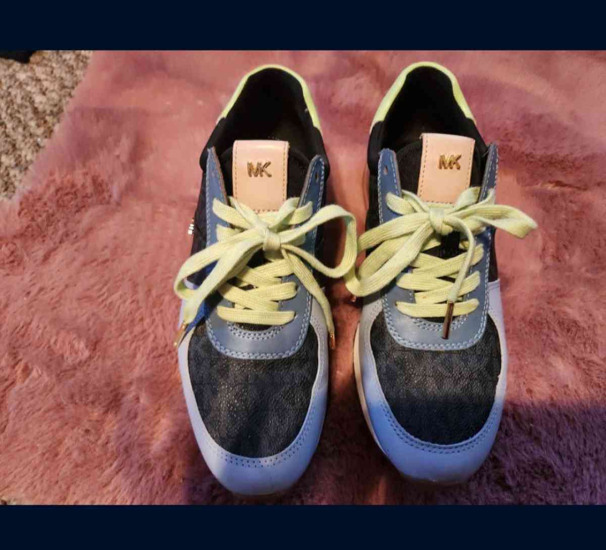 Michael KORS multicolored Womens Sneakers Size 7