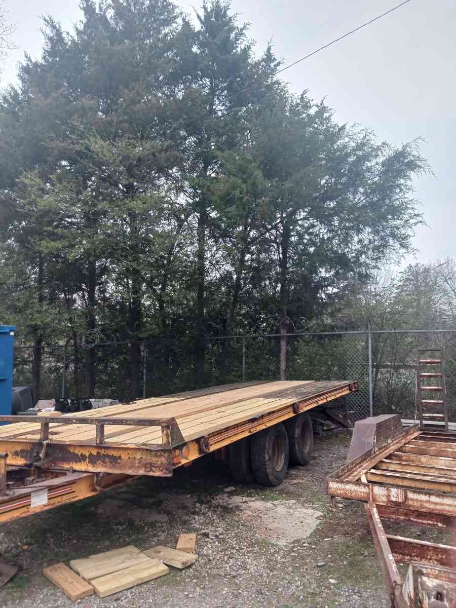 88 TiLT Bed Tandem Hudson 22ft Trailer