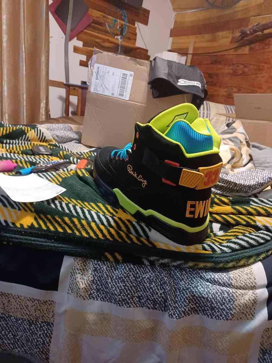 Patrick Ewing  33 HI size 16