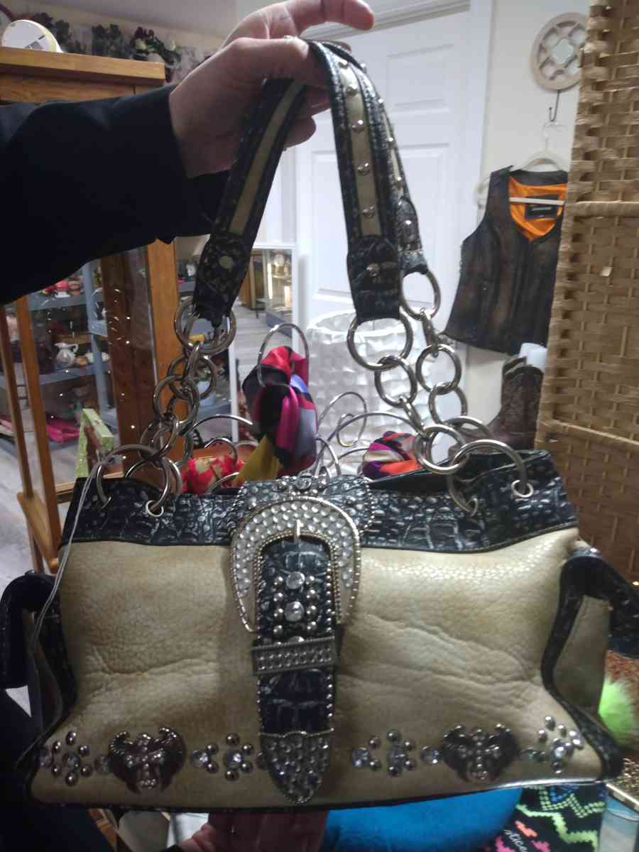 RUSTIC COUTURE PURSE WITH JEWELS