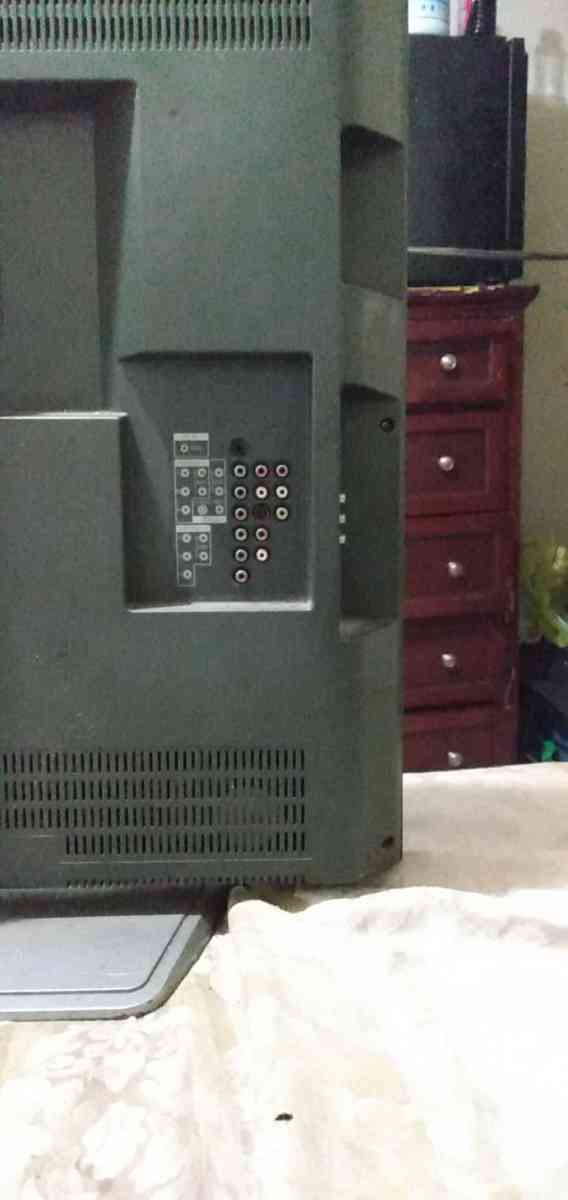 flat screen black tv