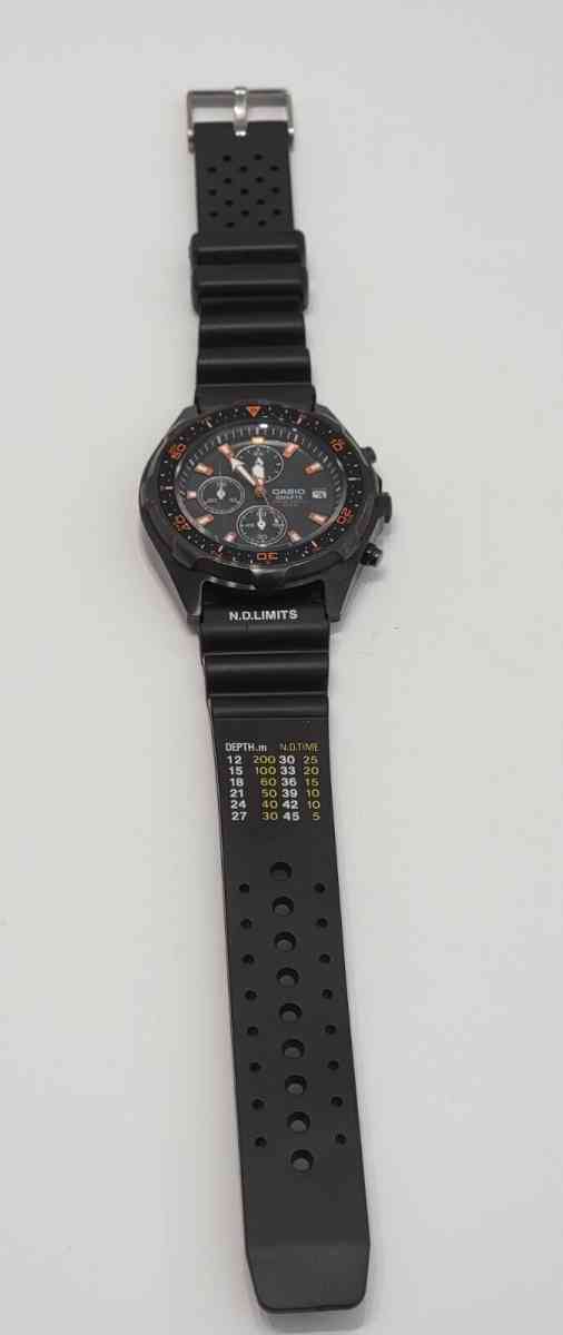 Casio Mens AMW370B1A1 Black Analog MultiFunction Chronograph