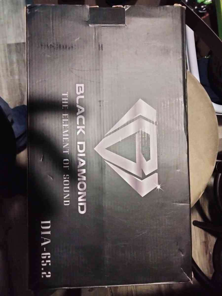 BLACK DIAMOND 2 WAY SPEAKERS