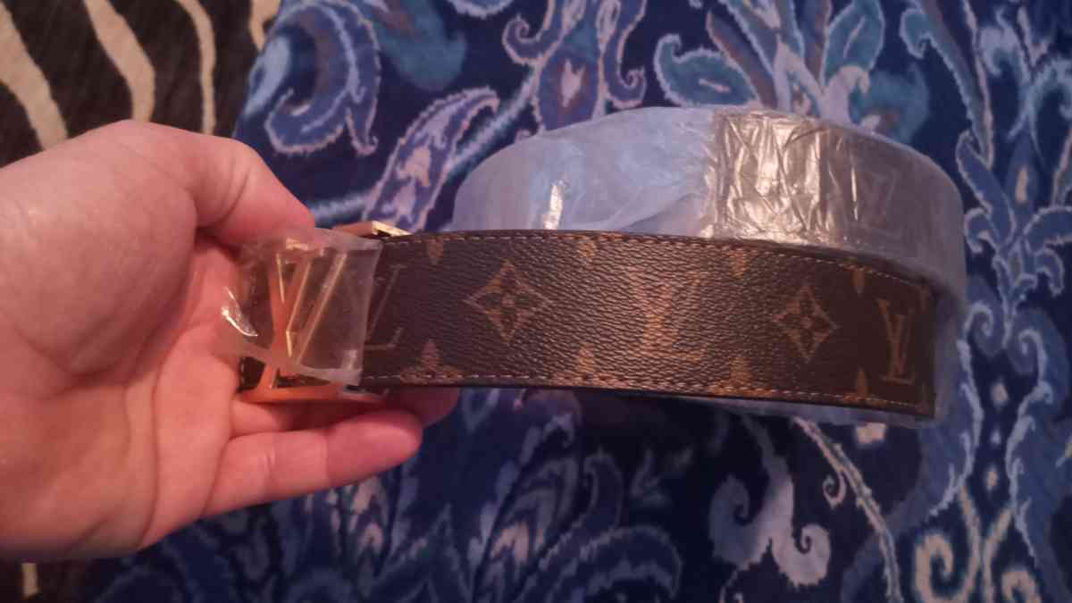 LV womens belt