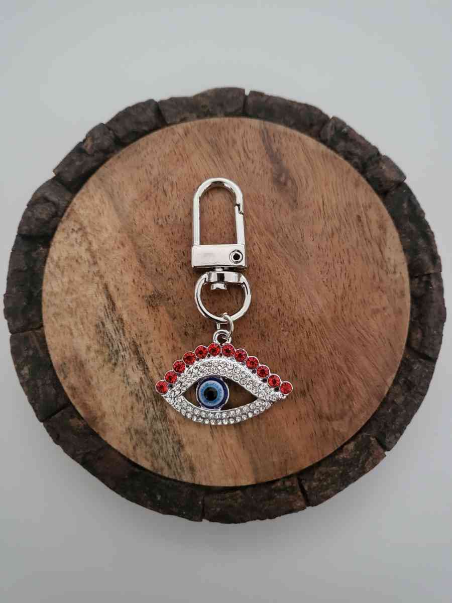 Evil eyes necklace  bracelet  and key ring