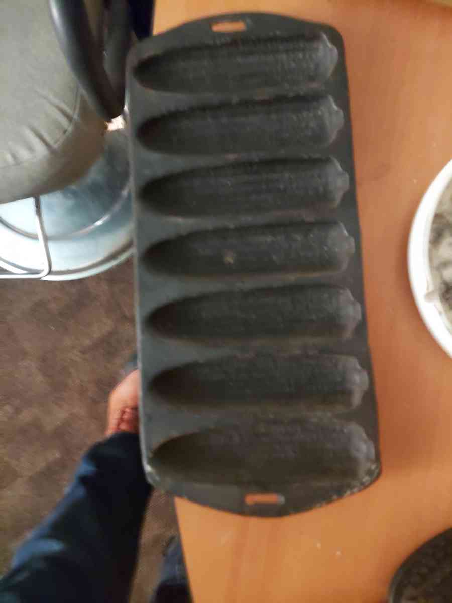 cast iron biscuit pan