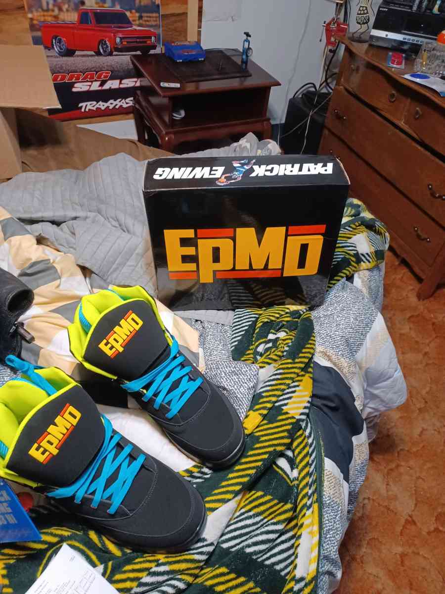 Patrick Ewing  33 HI size 16