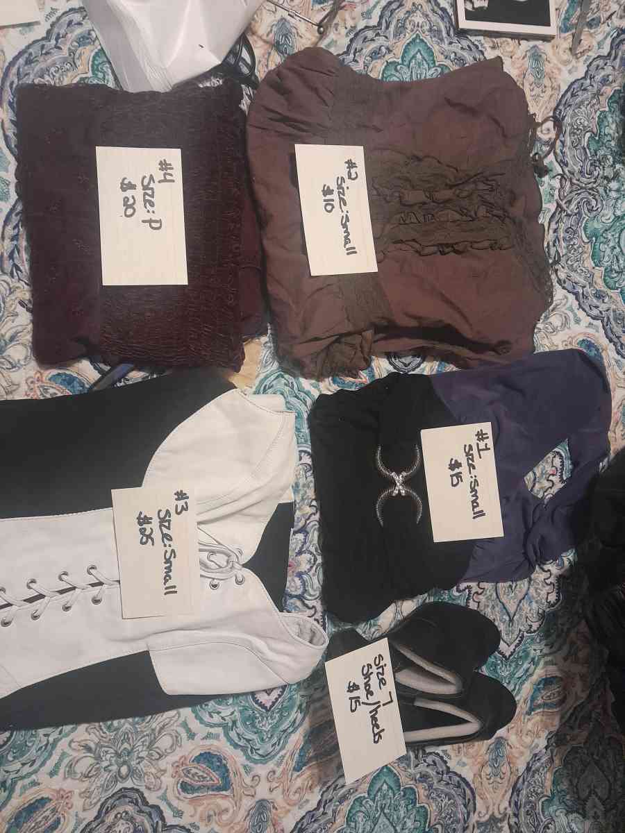 womens clothing prices are on pictures