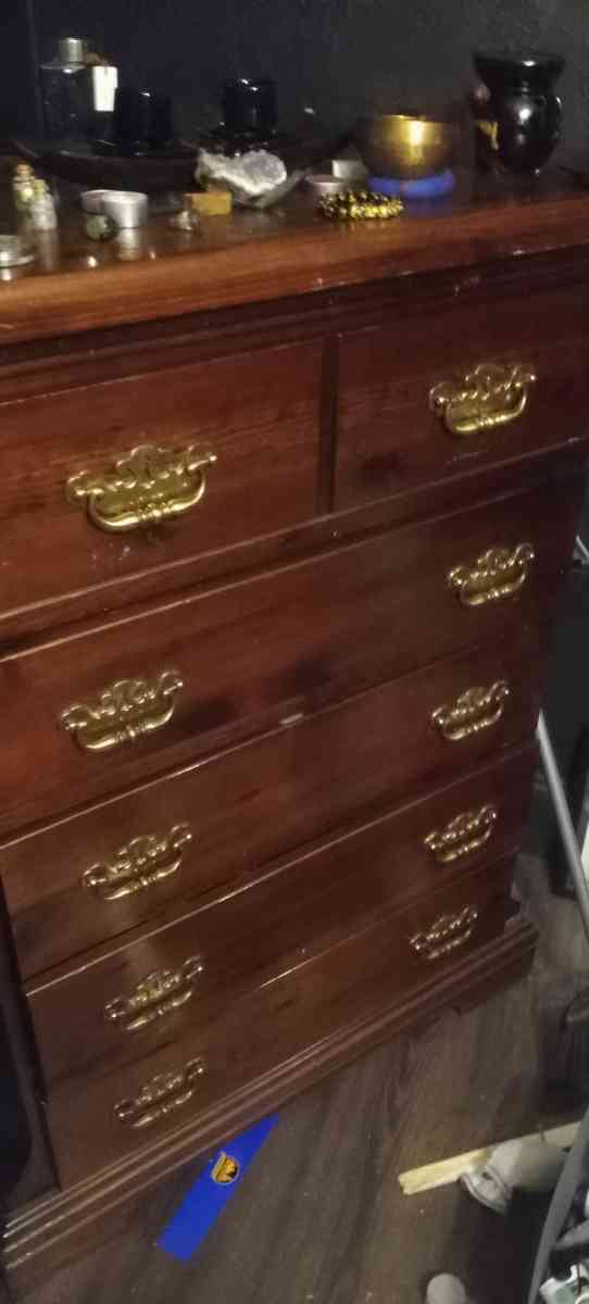 Dresser