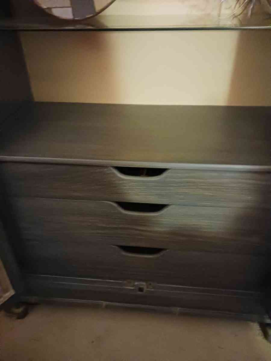 Tomlinson china cabinet