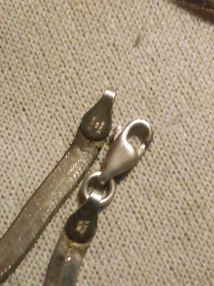 sterling silver vintage 925 Italy made and stamped necklace