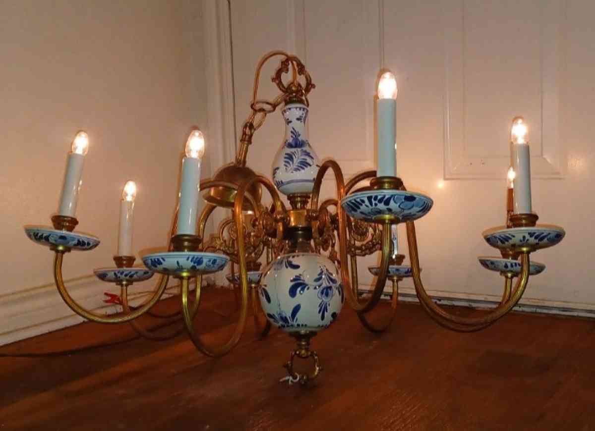 Vintage Blue Deft 8 Arms Chandelier it Works Used As Is