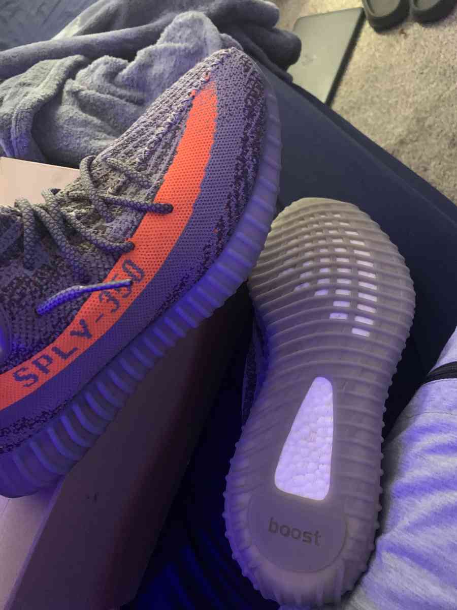 Yeezy 350 belugas