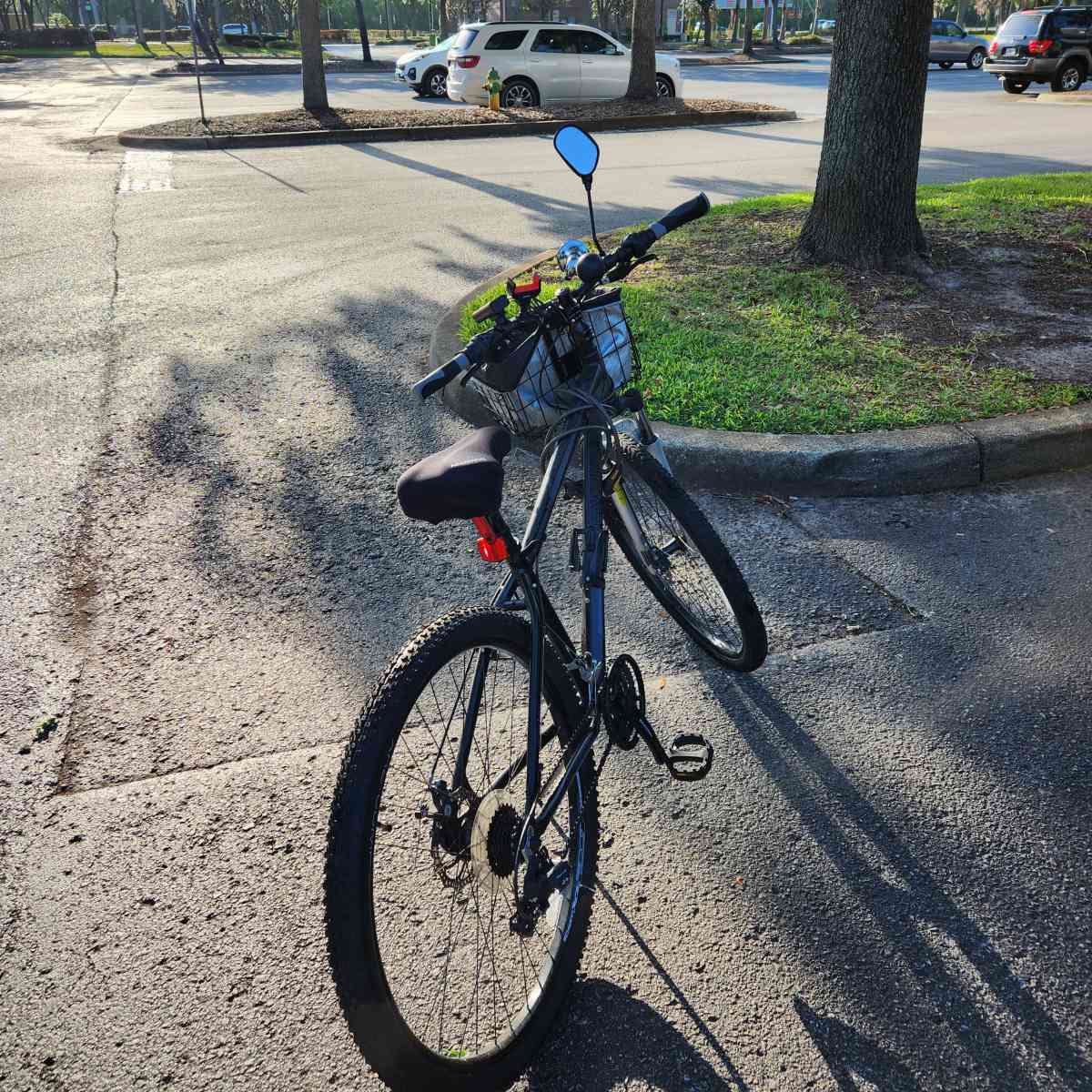 mi bike is everything is new the wheels is good