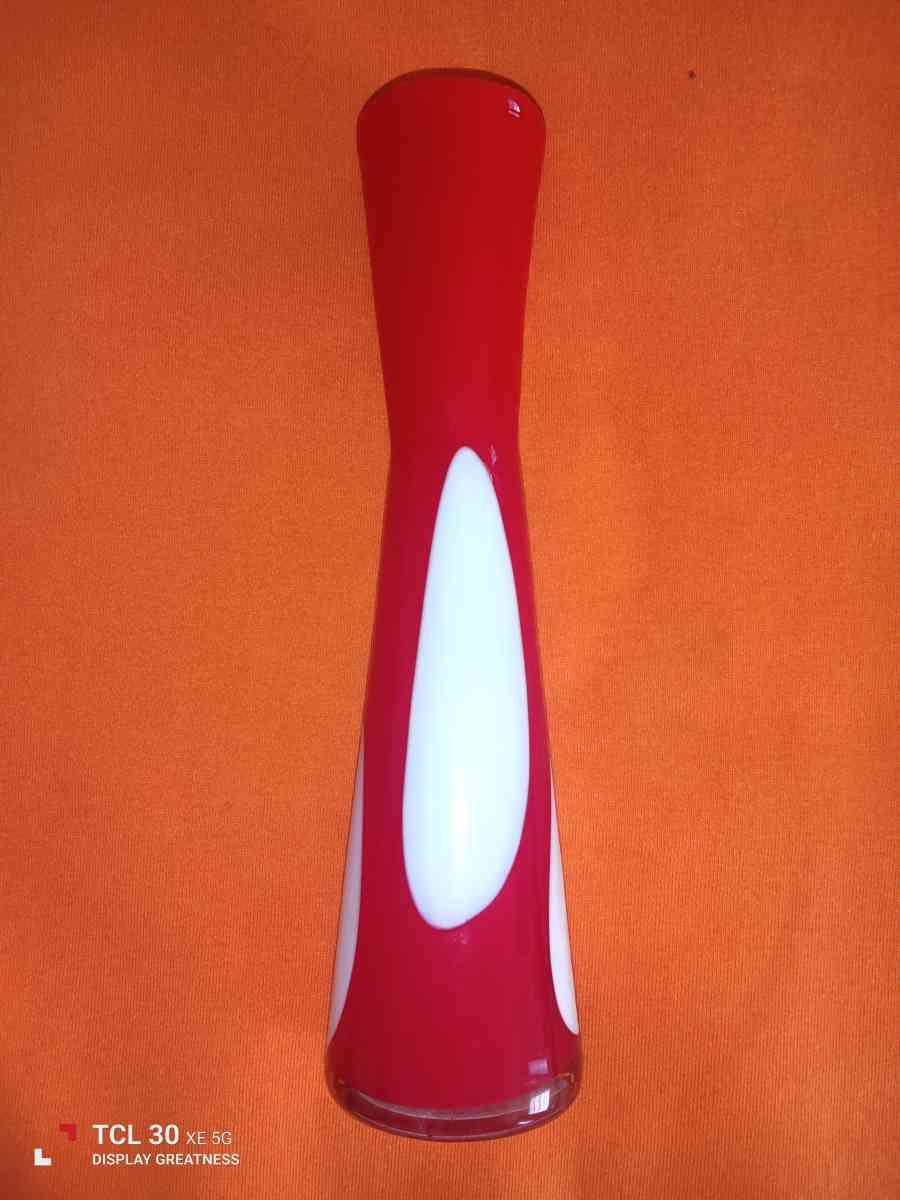 red decorative vases