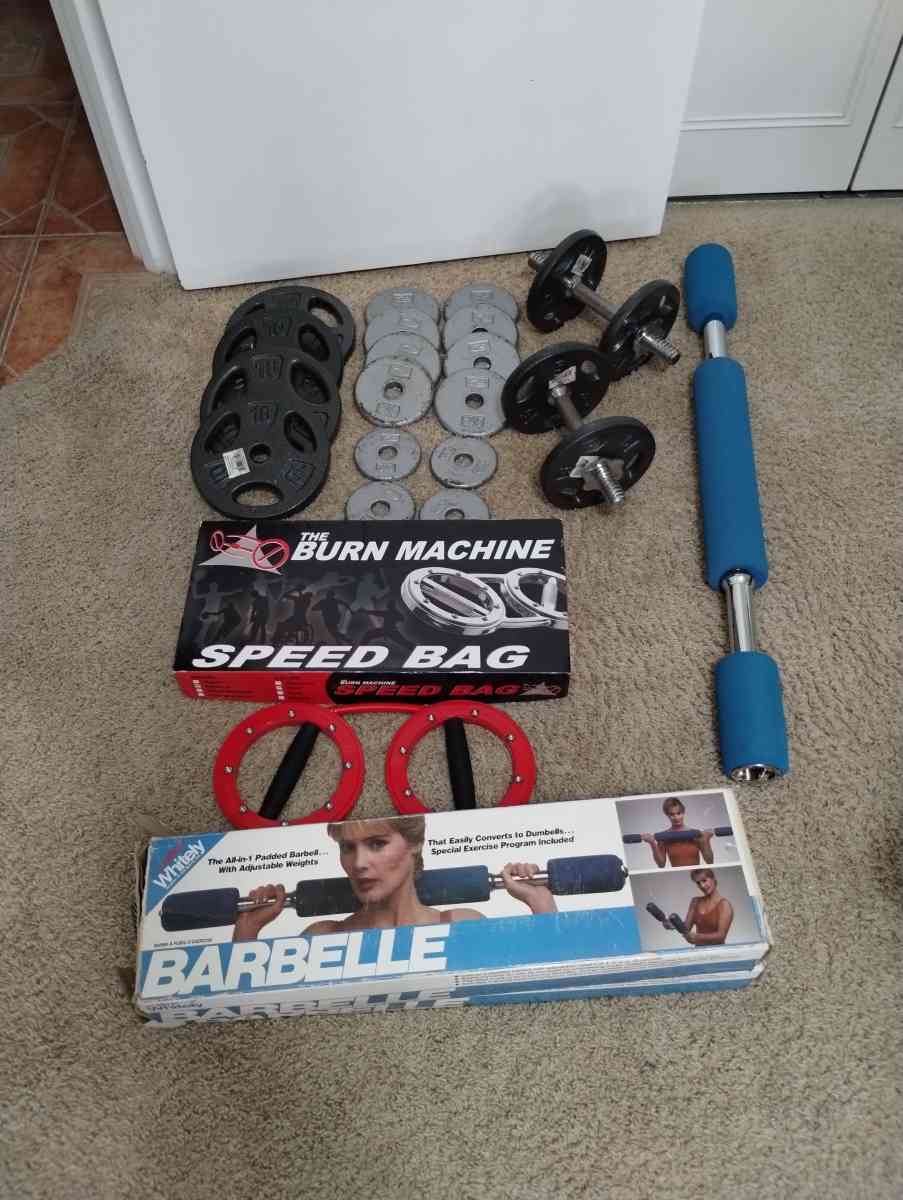 Get into shape by Summer using this 85lbs Dumbbell system