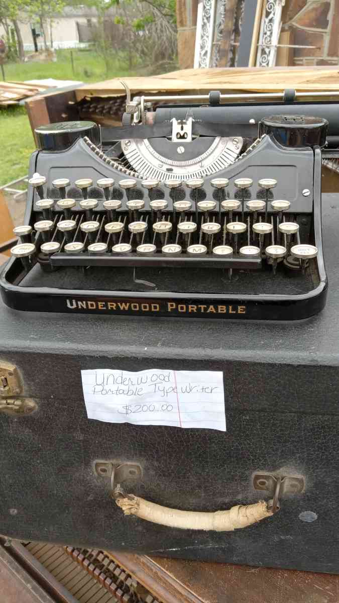 1930s Typewriter