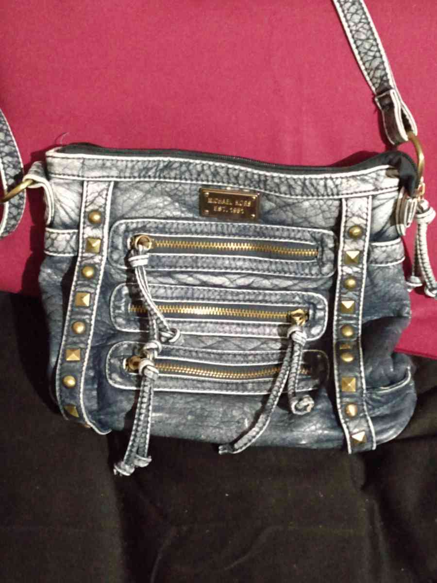 MICHAEL KORS BLUE CROSSBODY