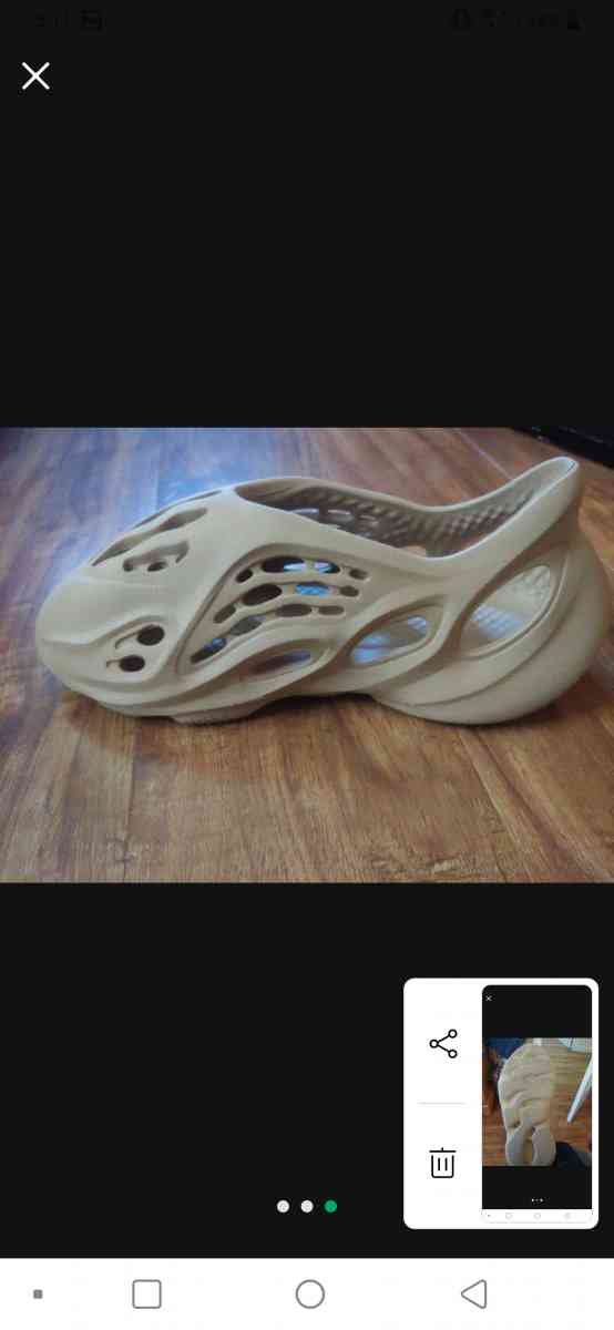 Adidas Yeezy Foam RNNR Ochre