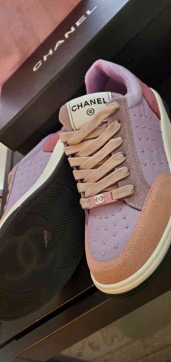 Lavander shoes size 7