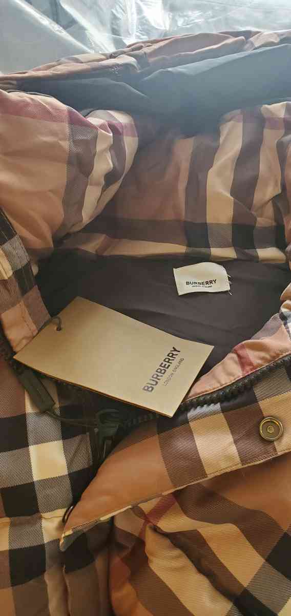 Burberry puff coat
