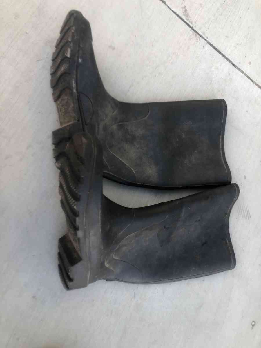 rubber boots