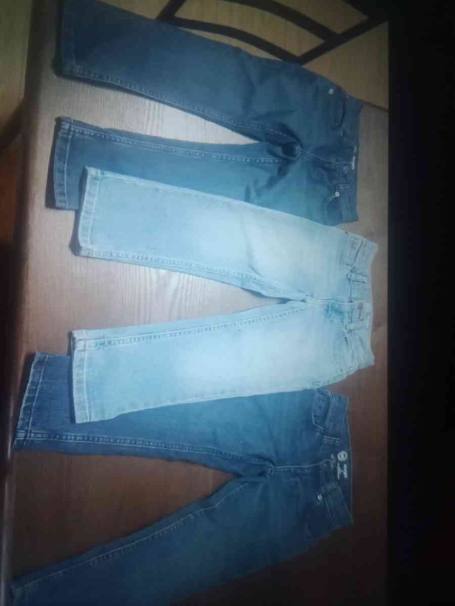 I got three pairs kids pants for a boy size 4