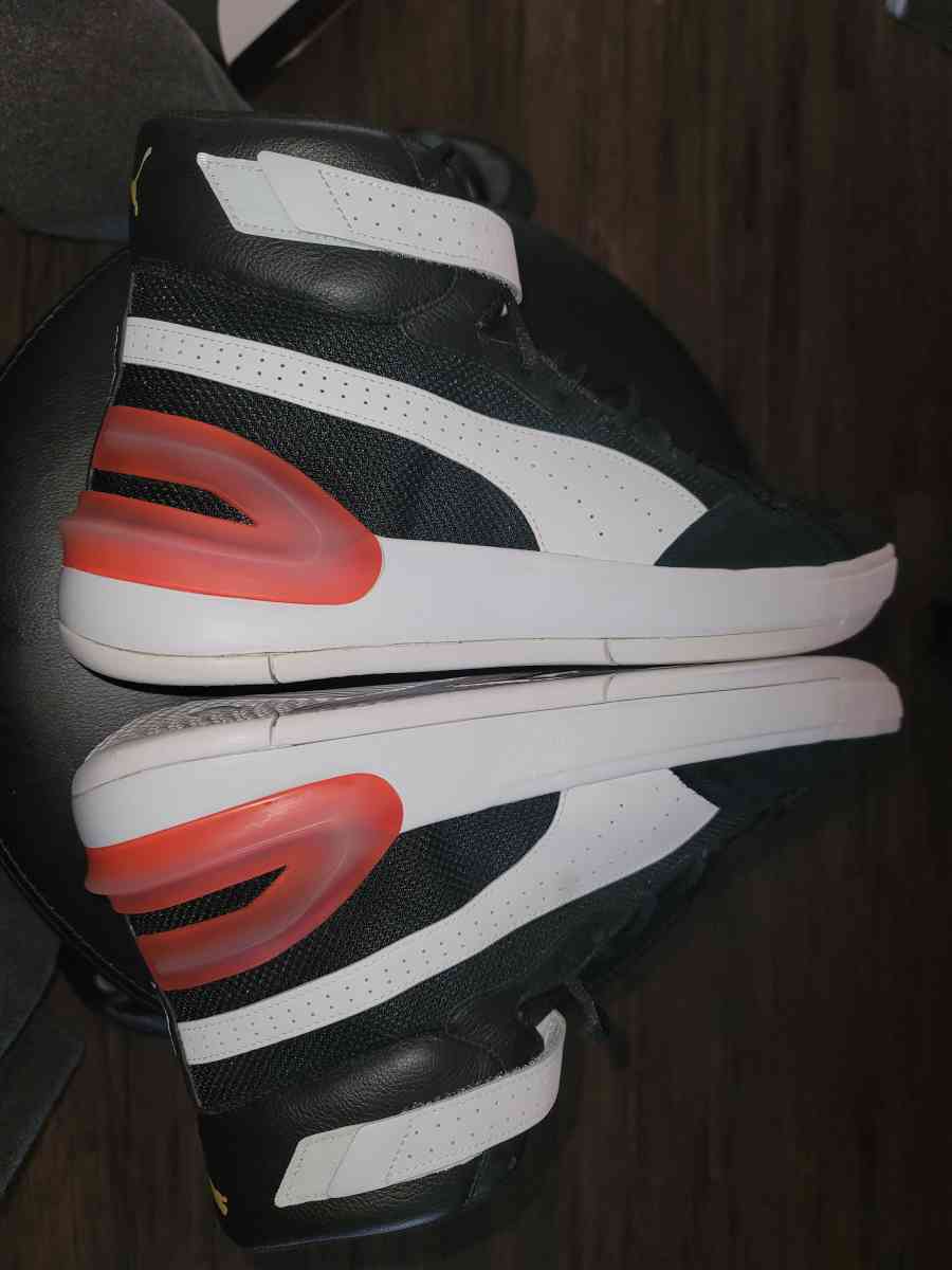 PUMA Sky Modern Sneakers