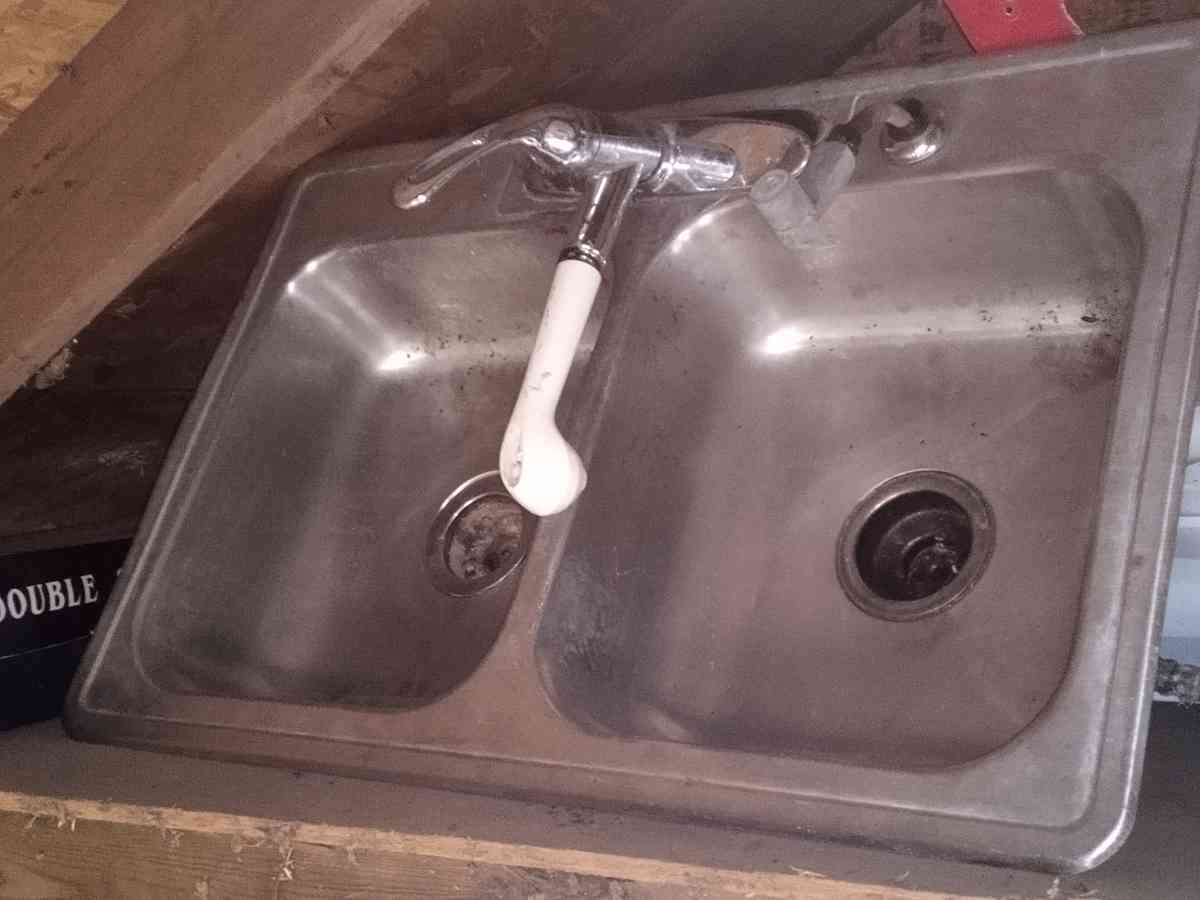 stainless steel sinks