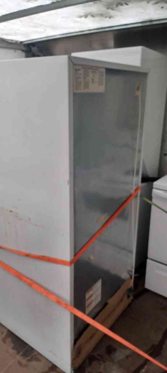 Whirlpool Refrigerator Used As is