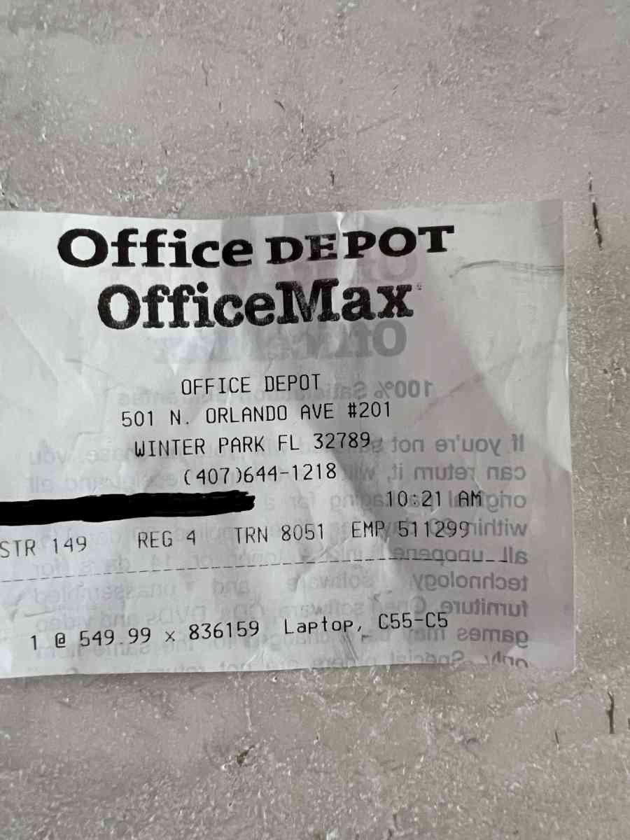 Toshiba C55C5 i3 intel laptop barely used in box