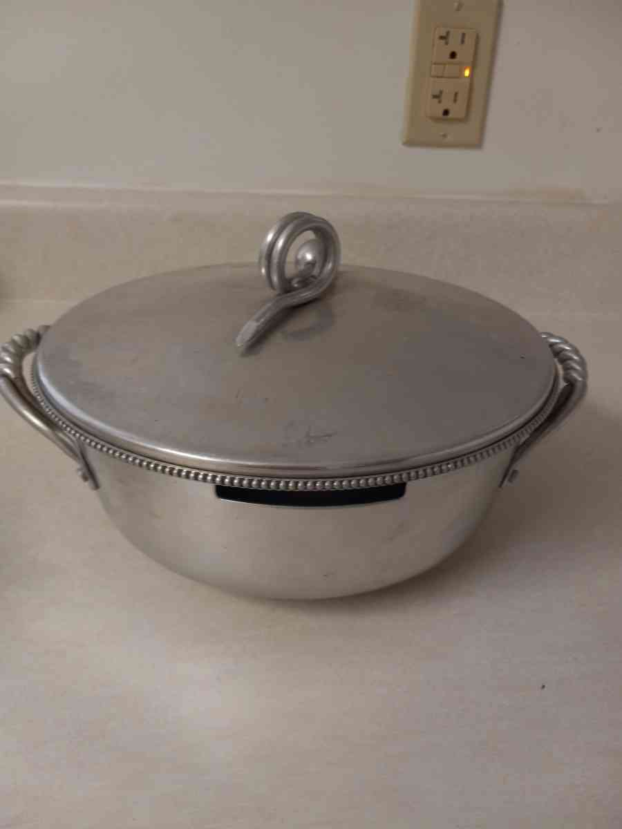 vintage casserole dish