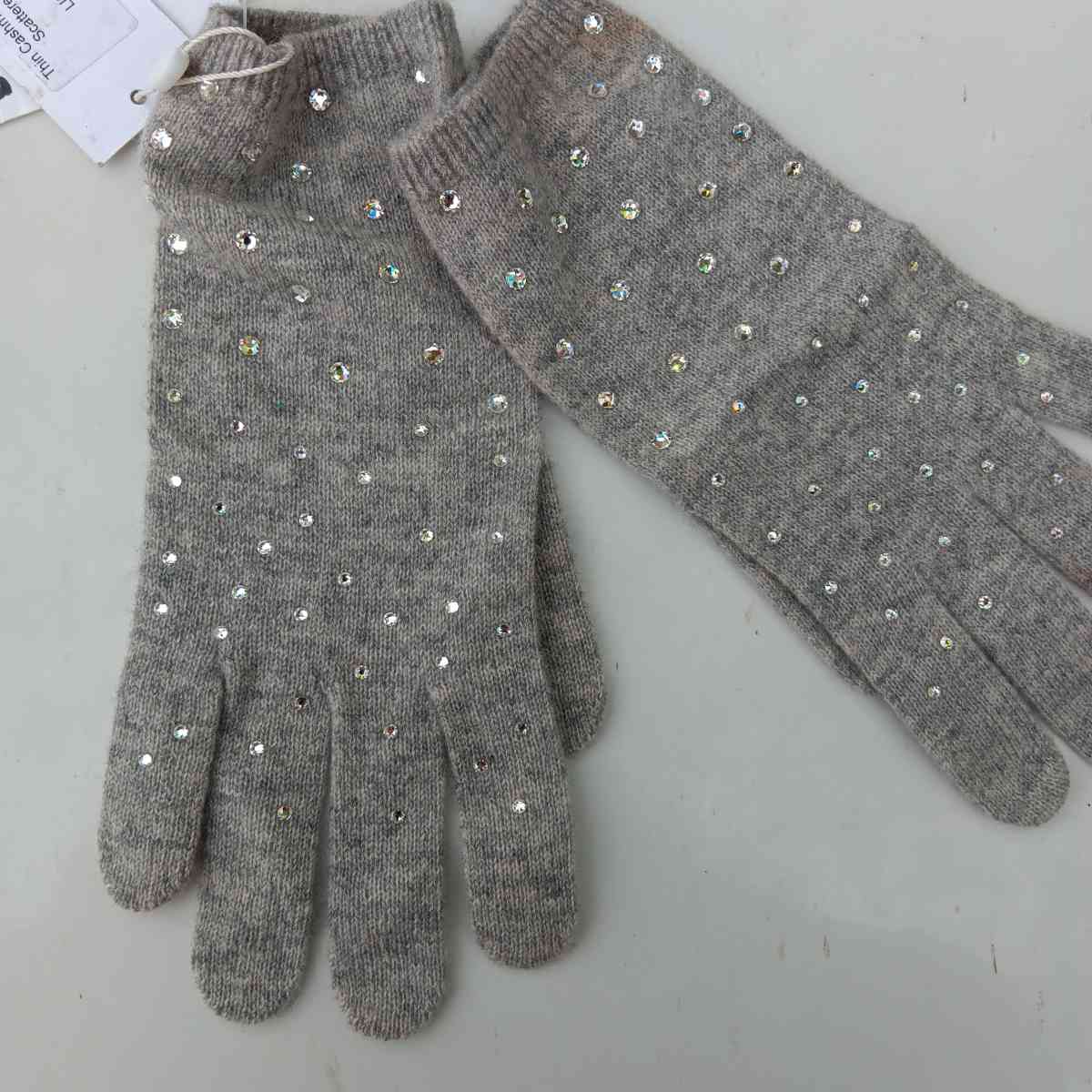 Cashmere Gray Studded Gloves