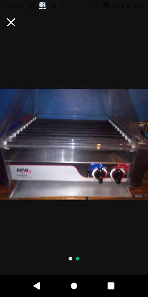 Flat top hot dog roller