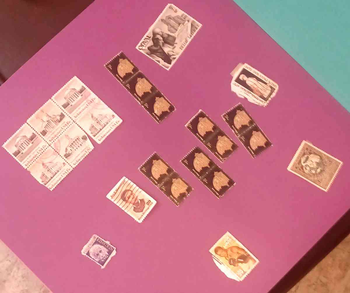 ATTENTION STAMP COLLECTS