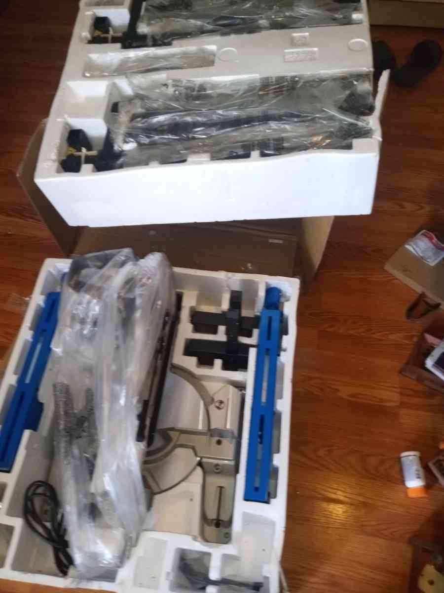 ShopMaster 10in sliding miter saw and stand