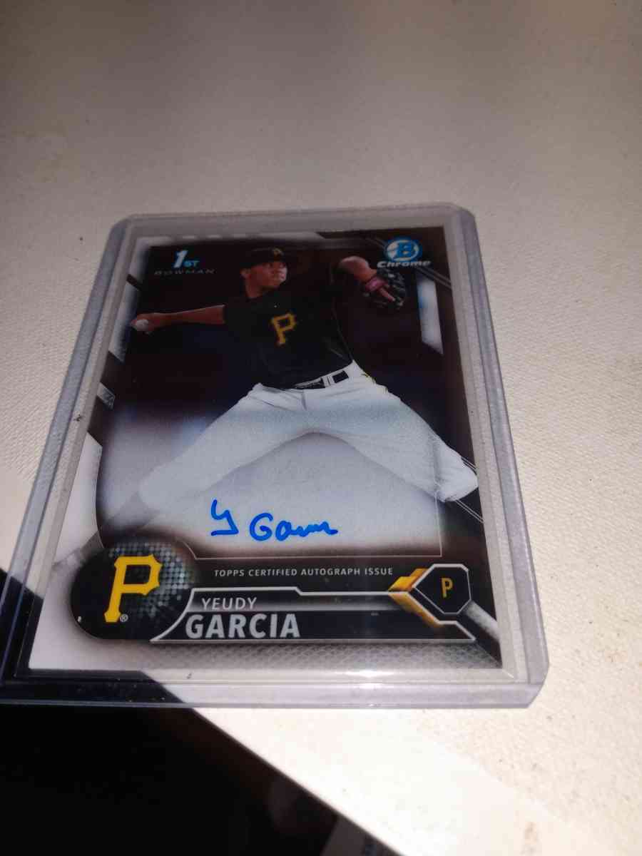 2016 Bowman Chrome first Yeudy Garcia autograph
